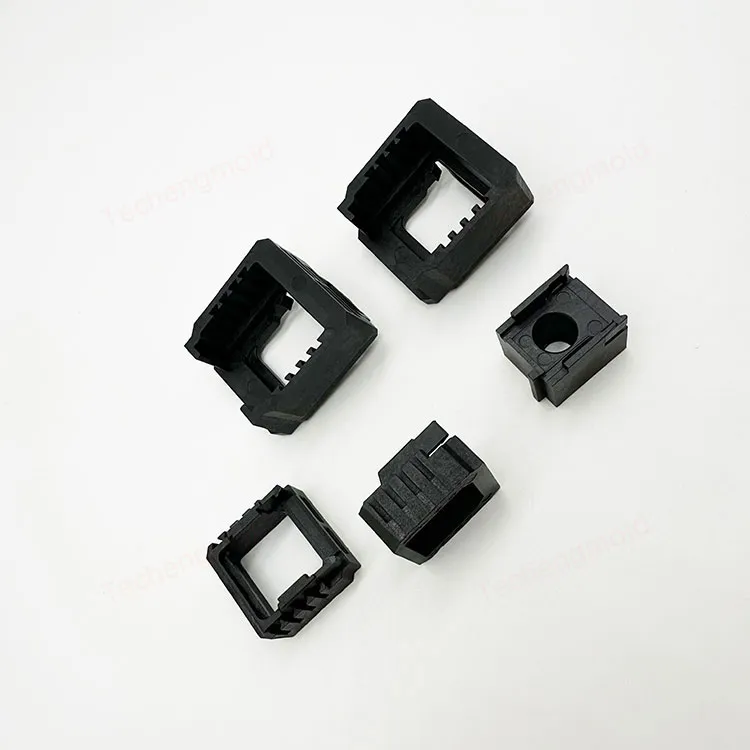 特诚科技PA66精密注塑件实拍 2